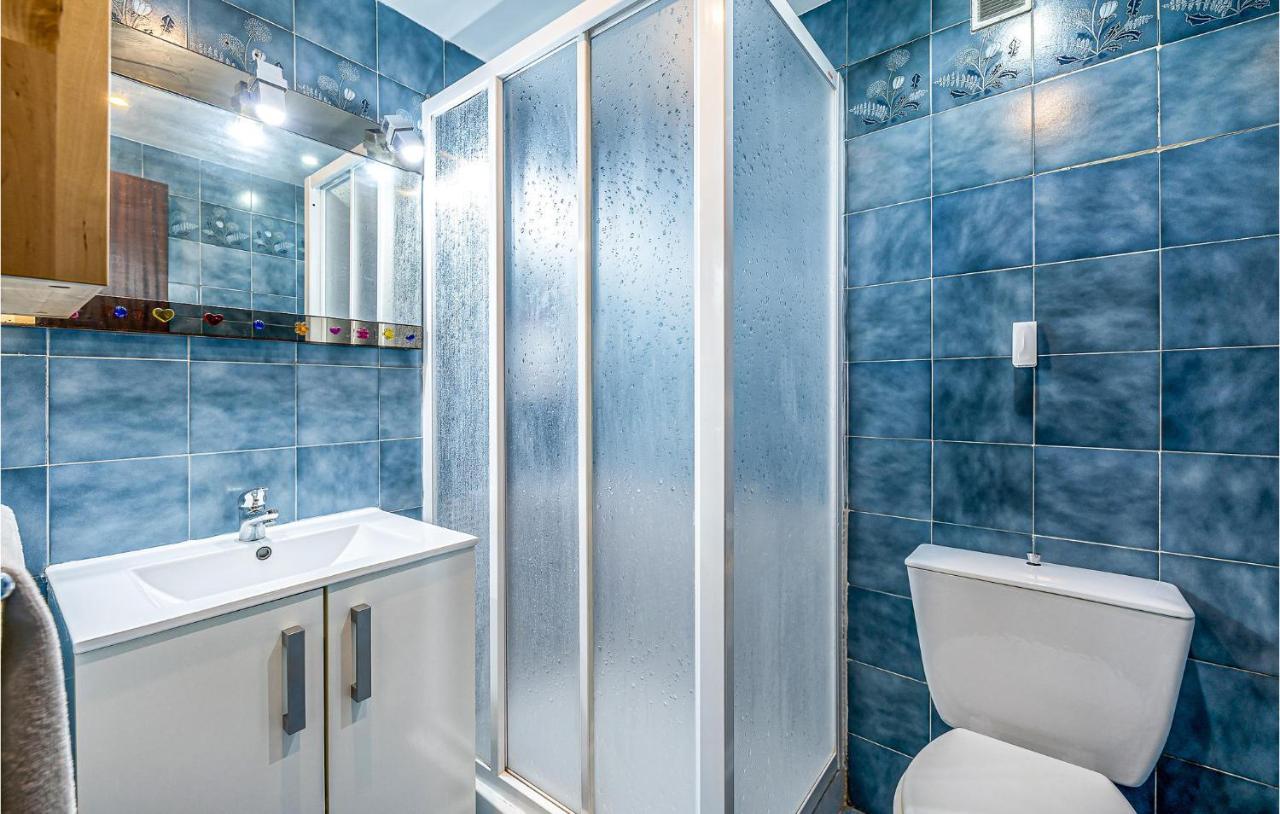 4 Bedroom Nice Apartment In Torremolinos Ngoại thất bức ảnh